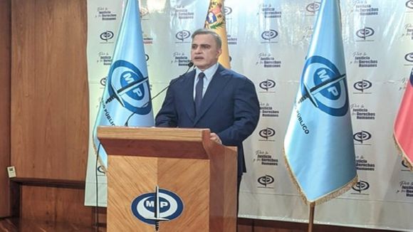 Fiscal Saab: Bukele negocia con la Mara y mantiene presos a venezolanos inocentes en El Salvador