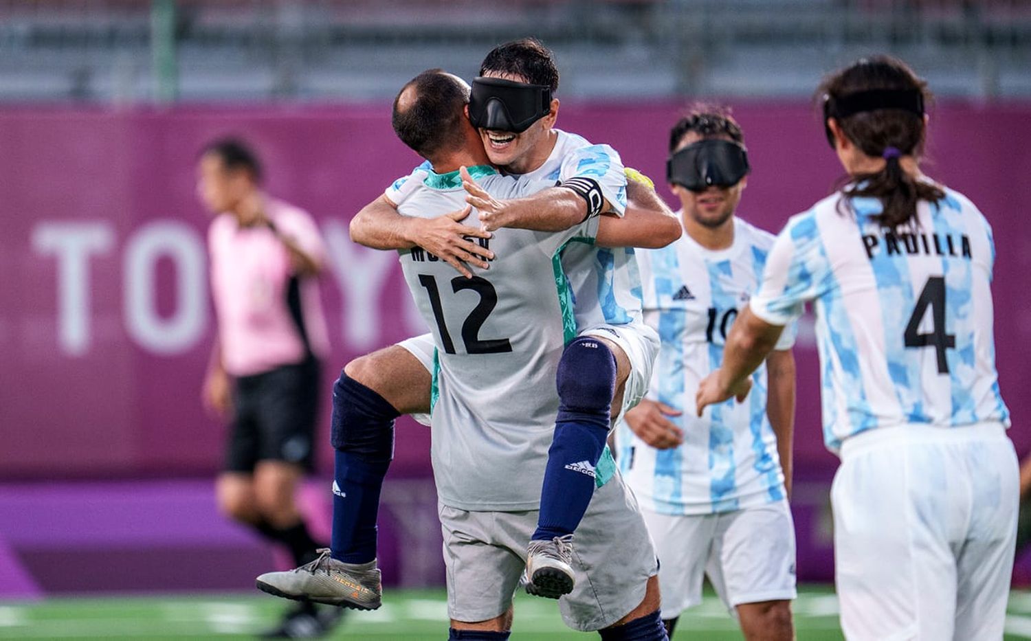 Los Murciélagos vencieron a China y jugarán por la medalla de oro