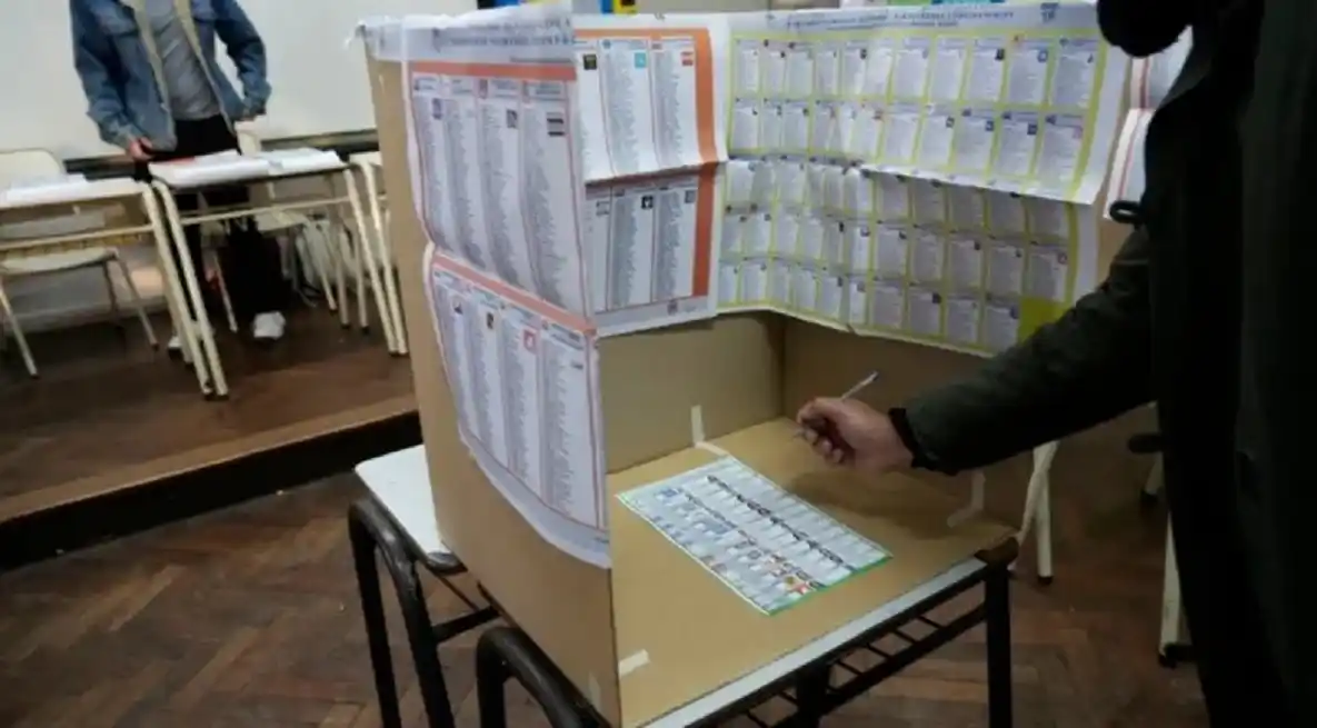 Cerraron las elecciones en Santa Fe: a qué hora se conocerán los resultados