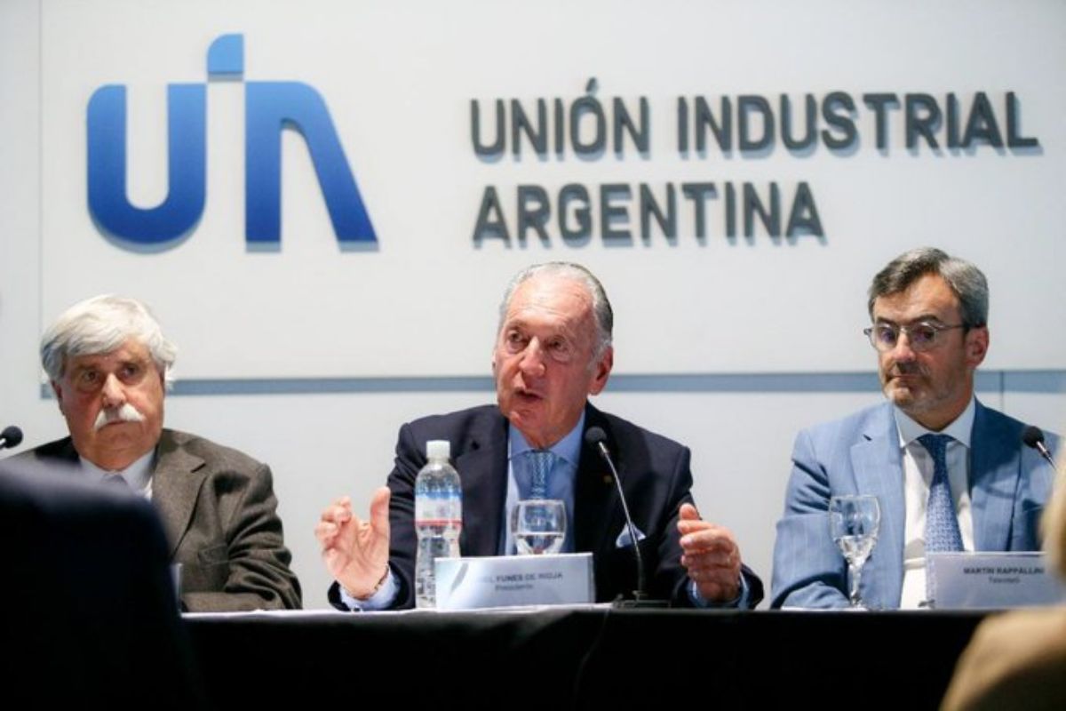 En un comunicado contundente, la UIA exige eximir de este gravamen a todas las importaciones temporaria