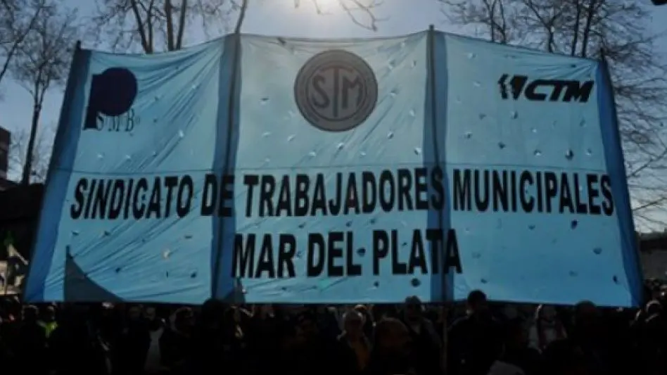 Trabajadores municipales acordaron una recomposición salarial del 6%