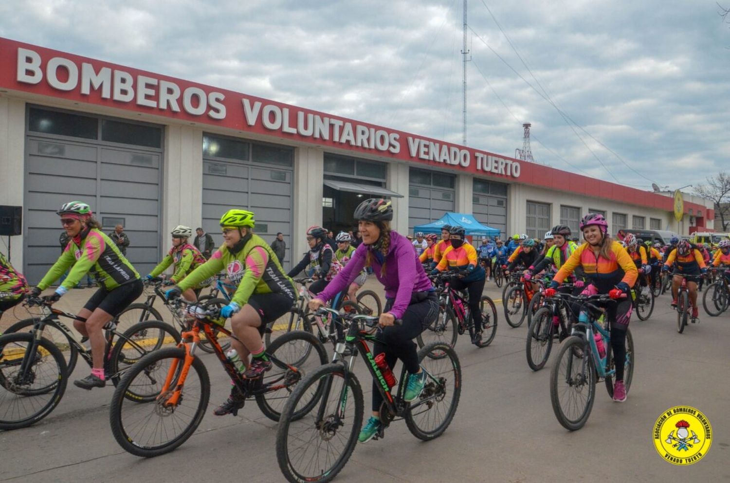 Se desarrolló con gran éxito el octavo Cicloturismo Bomberos Voluntarios