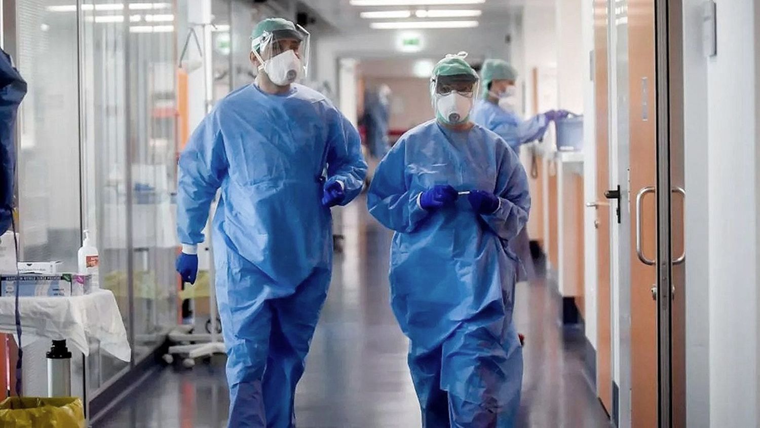 Especialistas advierten sobre la llegada de una segunda ola de coronavirus al país