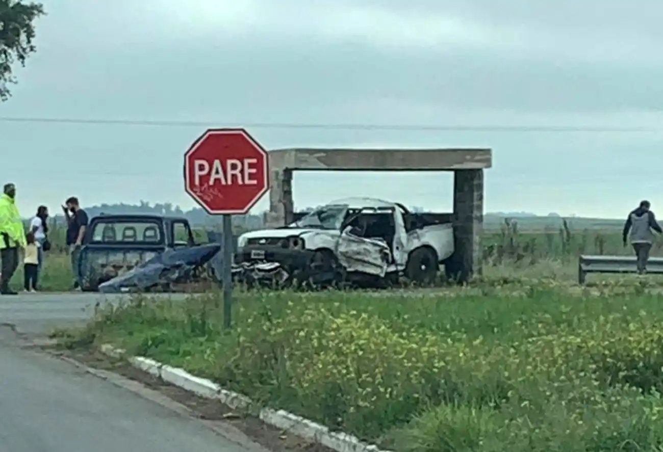 Cinco personas sufrieron heridas en un impactante choque en la Ruta 226 