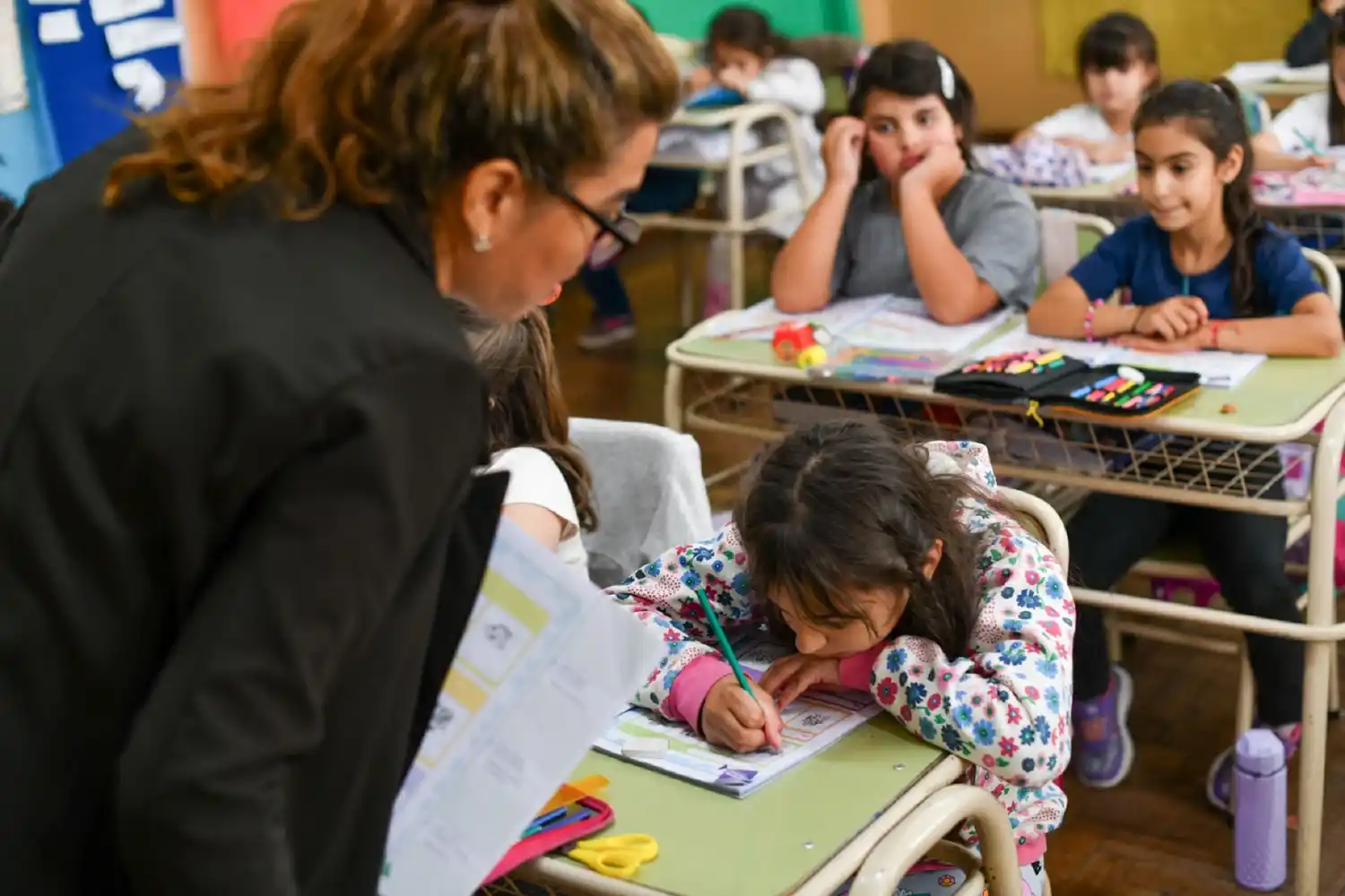 Nación transfiere 140 millones a escuelas primarias entrerrianas para fortalecer la alfabetización inicial