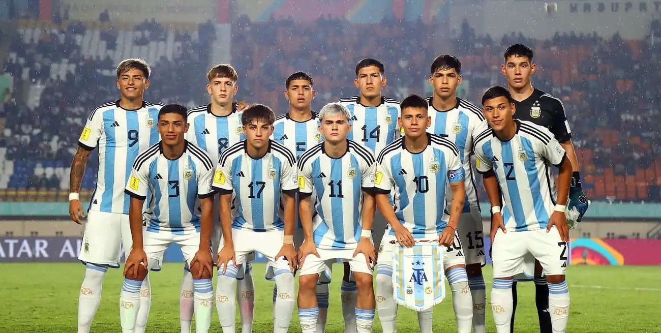 Fue derrota en el debut. Argentina cayó ante Senegal. El martes enfrenta a Japón.