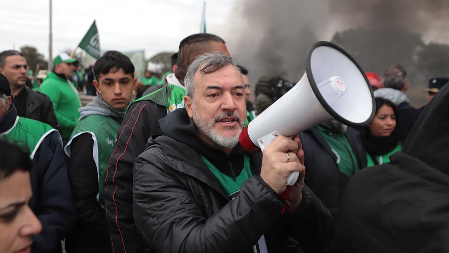 "Tenemos que empezar a pensar que tiene que ser evaluado todo el Gabinete", chicaneó Aguiar.