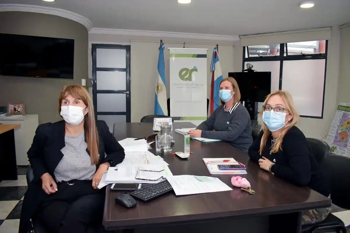 Se acordó iniciar la vacunación de refuerzo Covid-19 en la población de 5 a 11 años