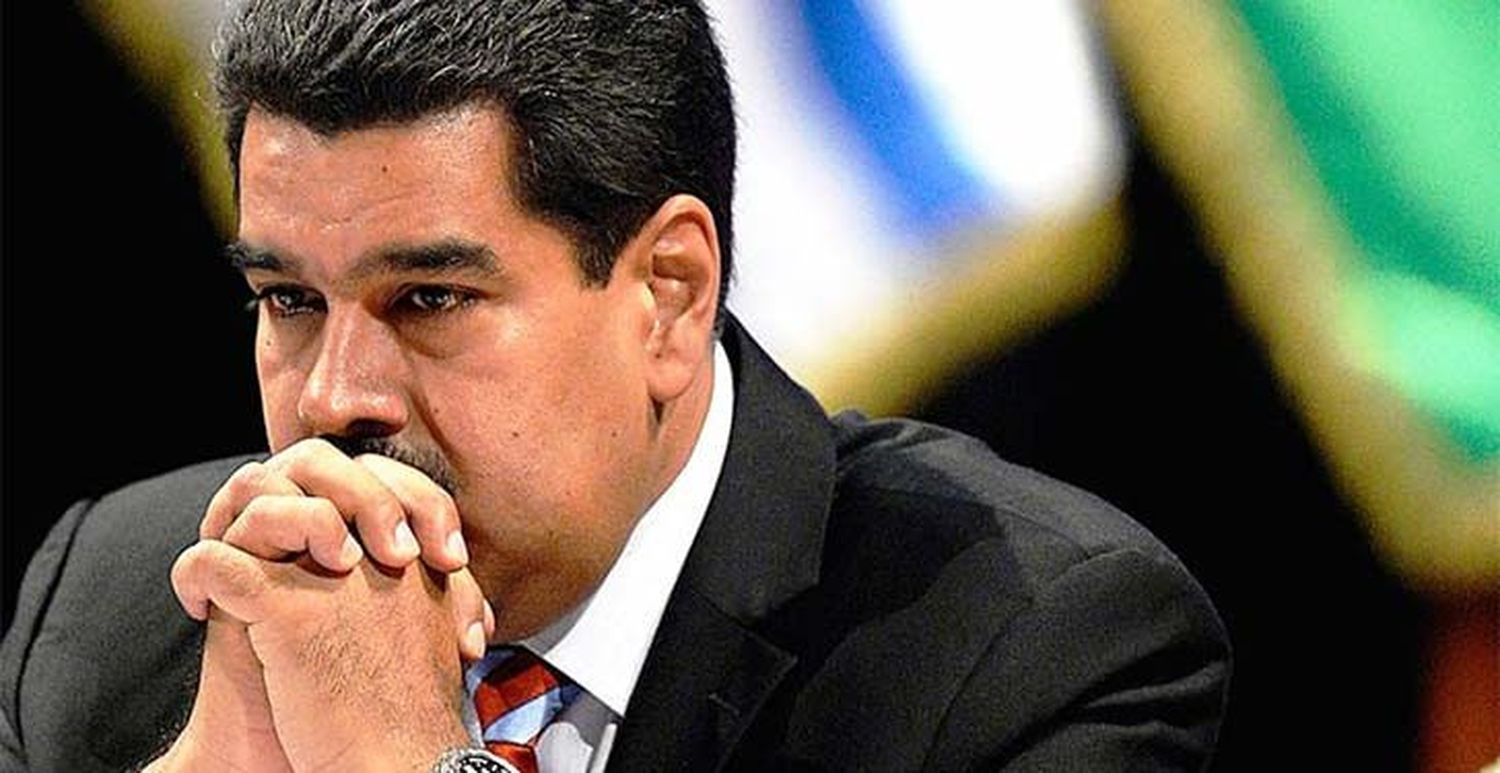 PREOCUPADO: Maduro enfrenta rebelión electoral en las bases del chavismo