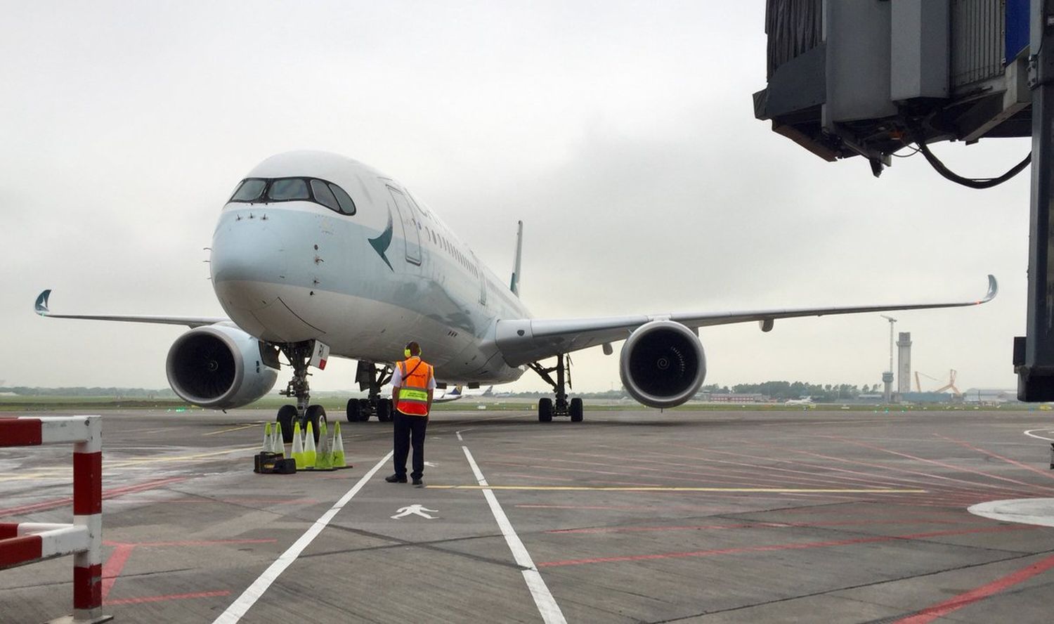 New record for the world’s longest commercial flight? Cathay Pacific plans to divert its New York-Hong Kong route to avoid Russian airspace