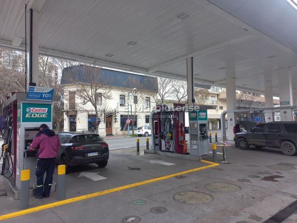 Combustibles: las razones por las que podría bajar el precio