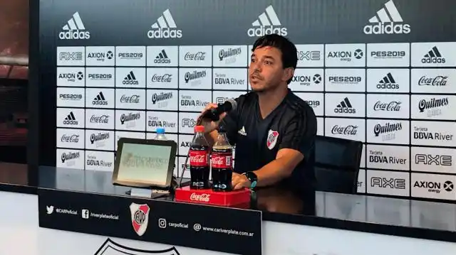 Gallardo contra los árbitros