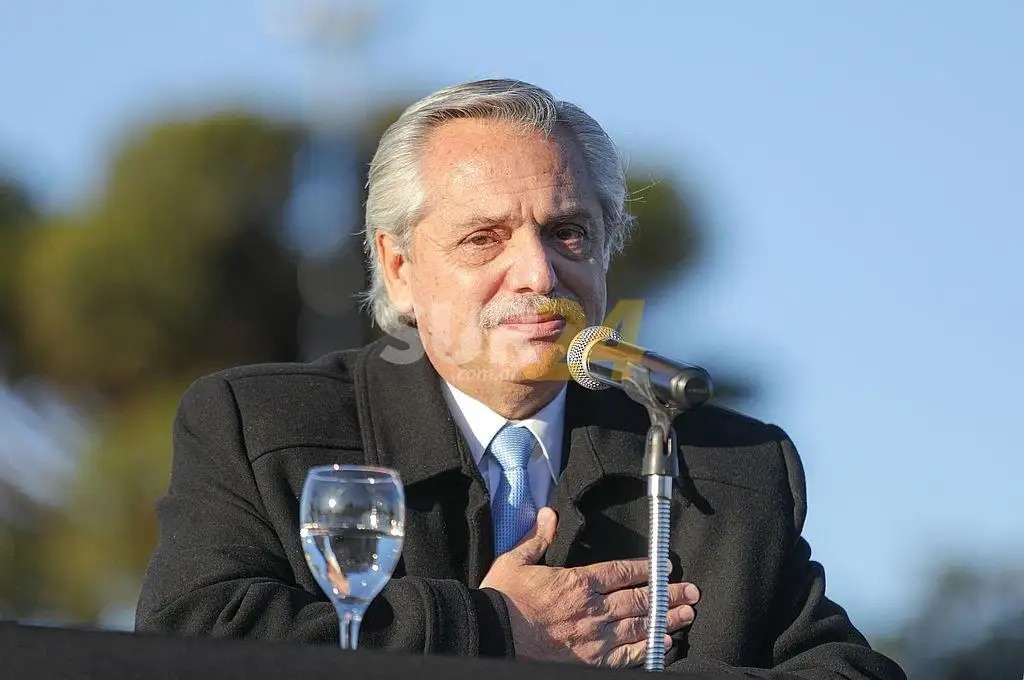 Coronavirus: Alberto Fernández está aislado por contacto estrecho