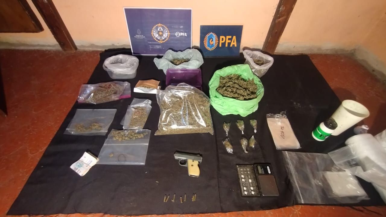 Allanamiento en barrio Central Córdoba: un detenido por narcotráfico con droga y un arma