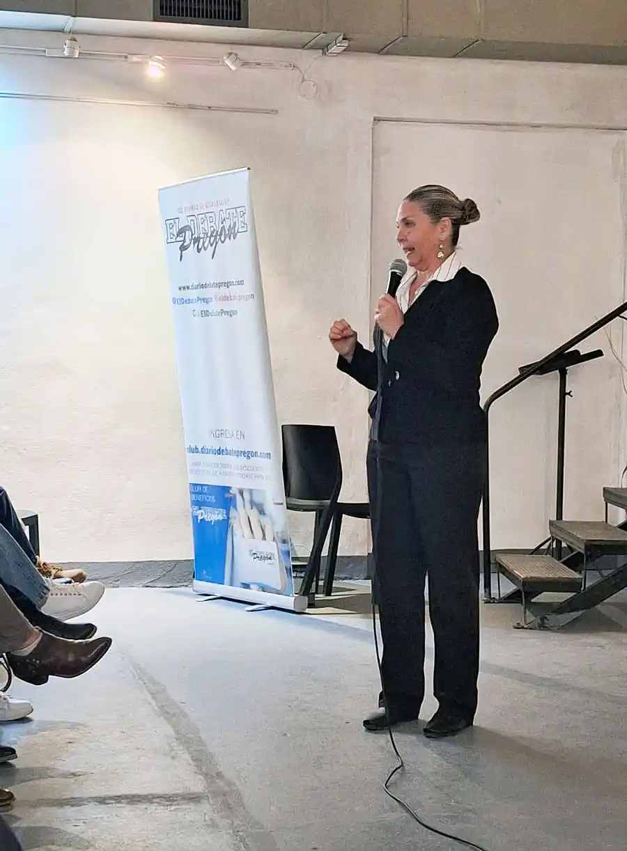 Larroque: Carolina Larreteguy brindó la Charla “Cómo comunicarse correctamente”