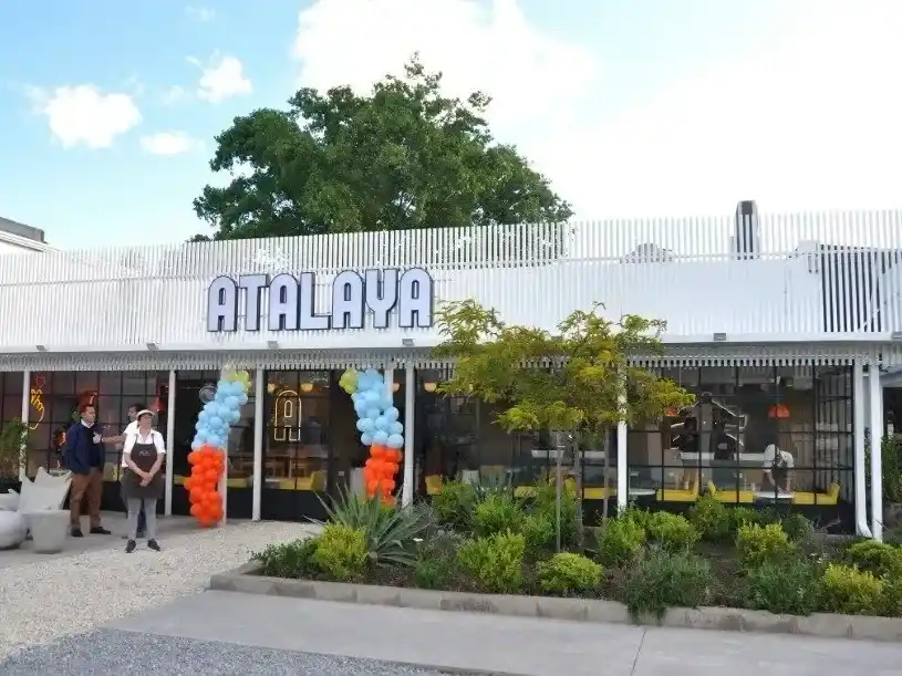 Fachada del nuevo parador de Atalaya en la ciudad de Tandil