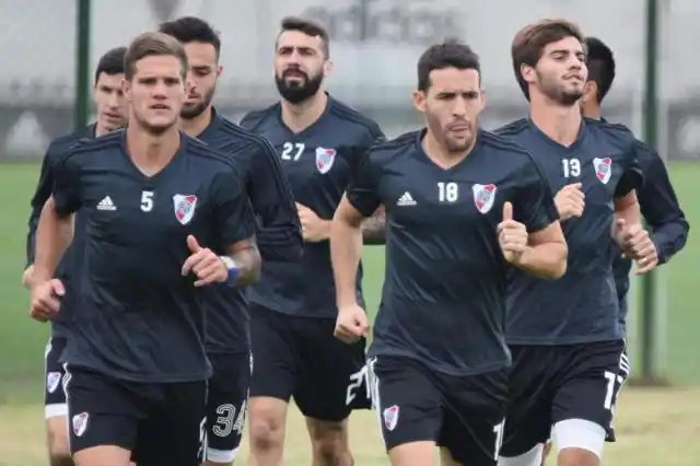 River arrancó una semana decisiva con una charla intensa de Gallardo