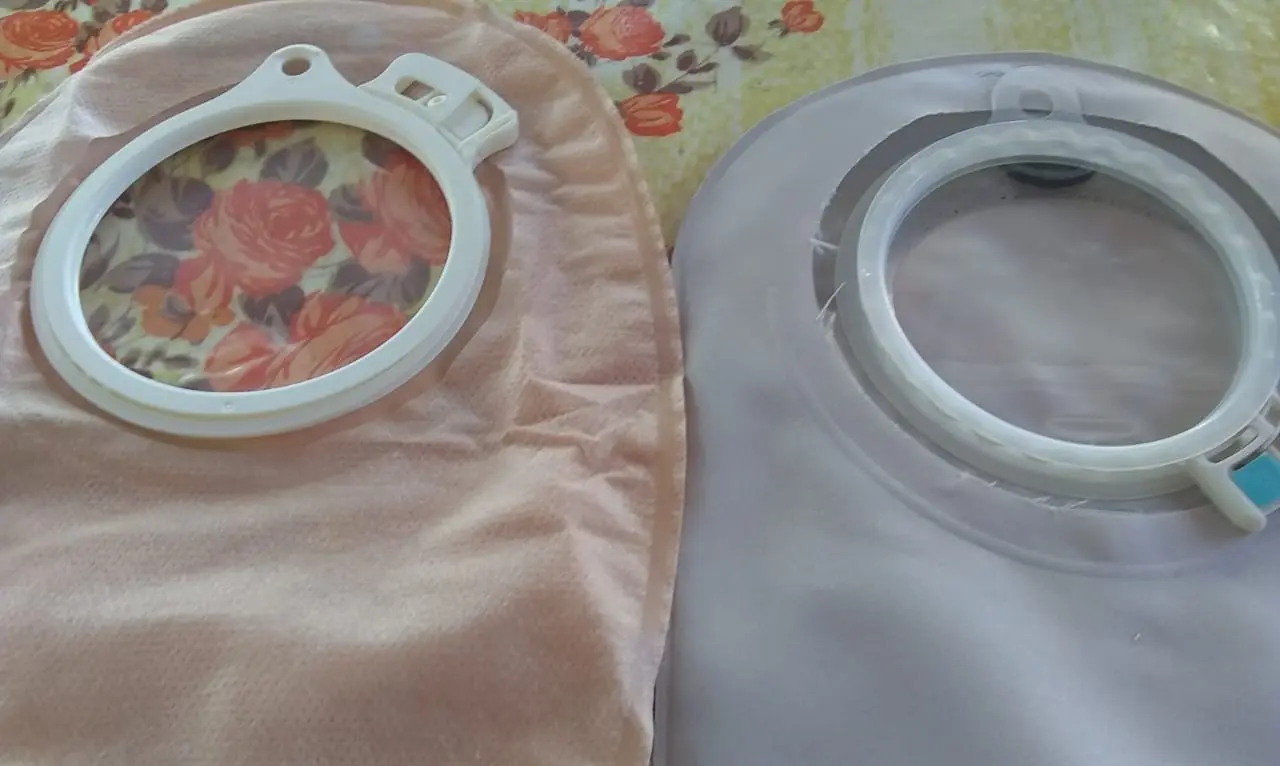 ¿Alguien tiene para donar bolsas de colostomía?
