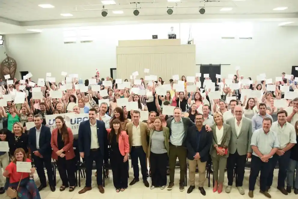 Cocineros escolares recibieron certificados tras completar capacitación en Gualeguay