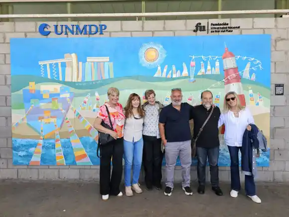 La Universidad inauguró en la Ferroautomotora tres murales por los 150 años de Mar del Plata