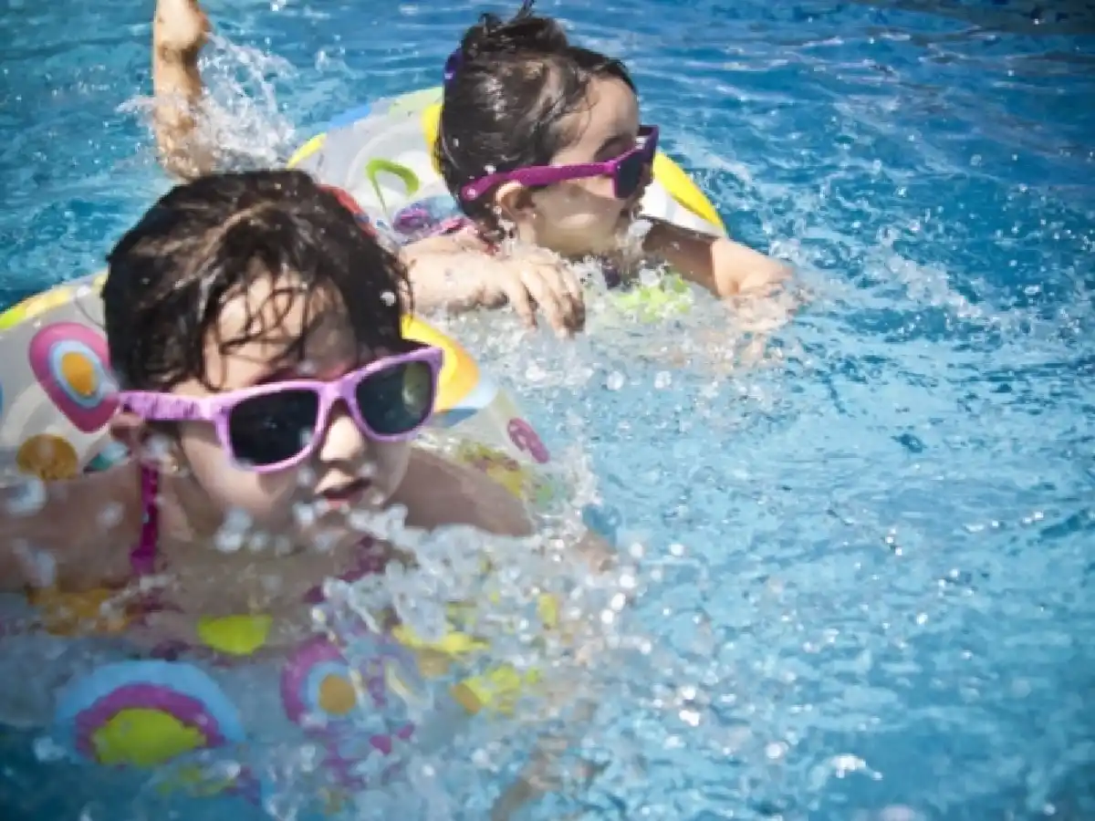 Cómo prevenir la otitis de verano
