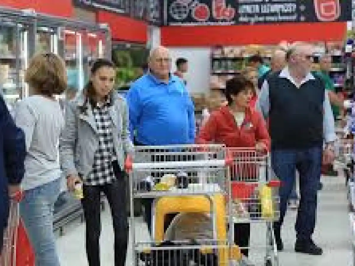 Supermercados todavía no remarcan en medio de una gran incertidumbre   
