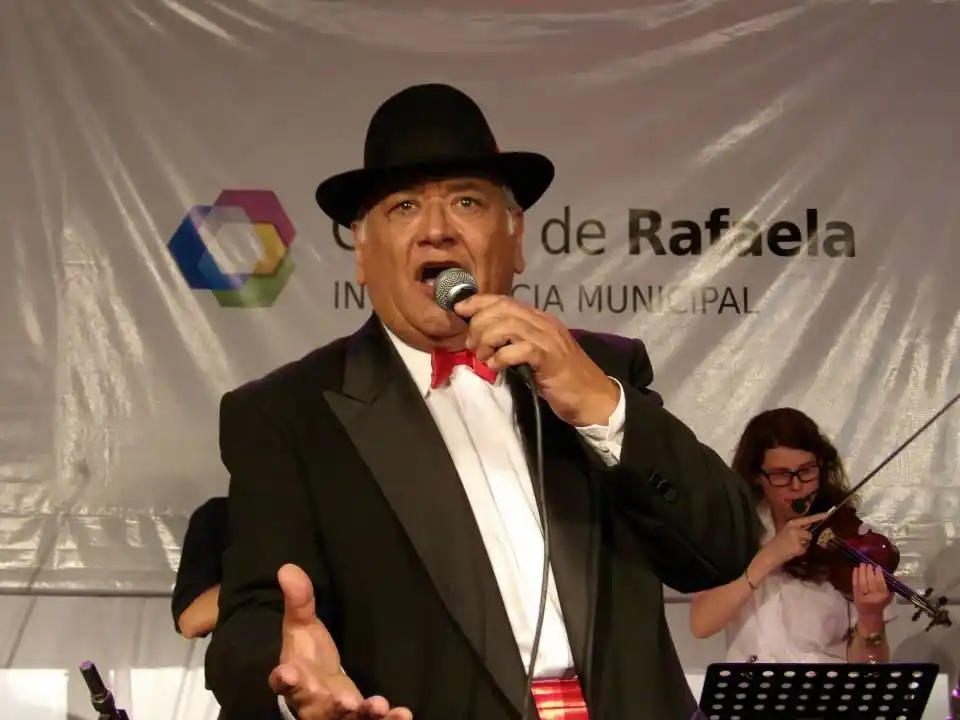 Milonga con la Orquesta Municipal de Tango