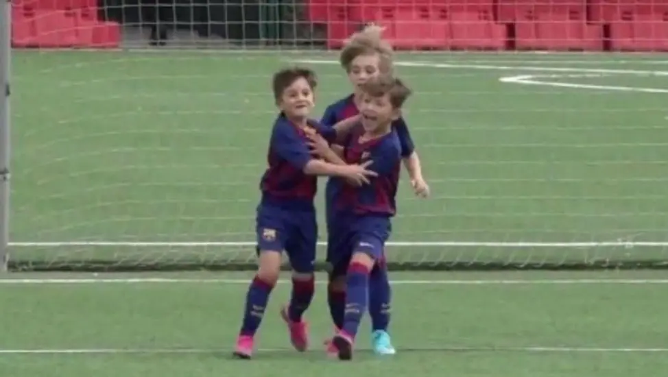 Los dos goles de Thiago Messi en el Barcelona