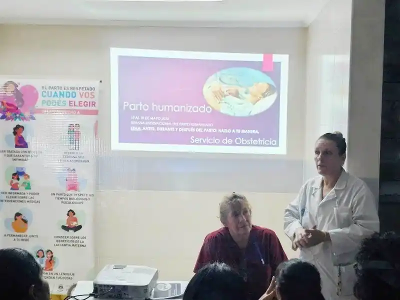 El Hospital de la Madre y el Niño cerró la
Semana mundial del parto respetado
