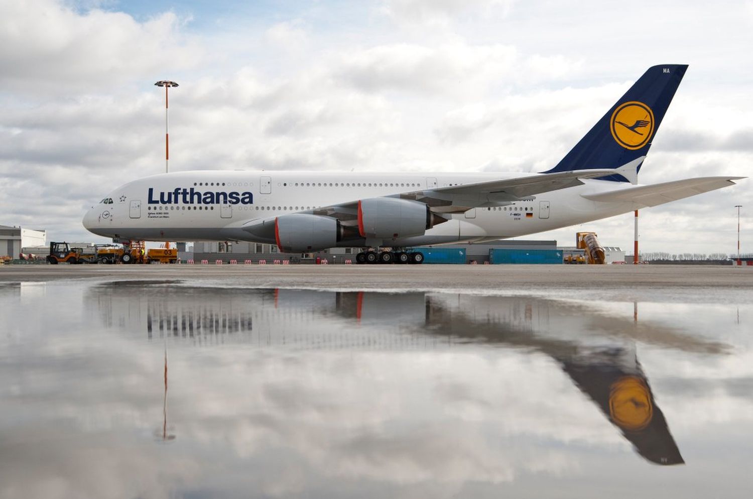 «Tschüss»: Lufthansa despidió al último Airbus A380 de su flota