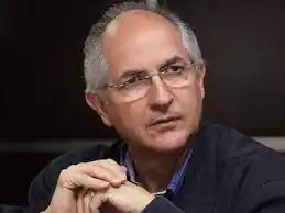 Maduro tiene para importar Ferraris, pero no vacunas: Ledezma