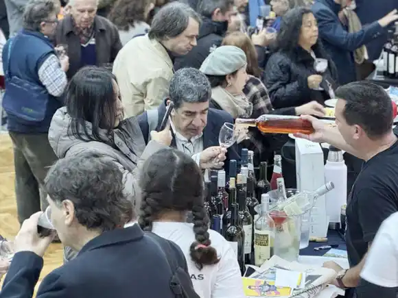 Productores vitivinícolas de Entre Ríos participaron del evento Puente de Sabores