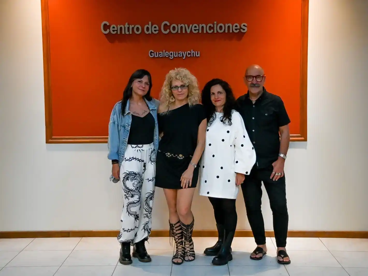 Carnaval del País: ¿Quiénes fueron los jurados de la segunda noche?