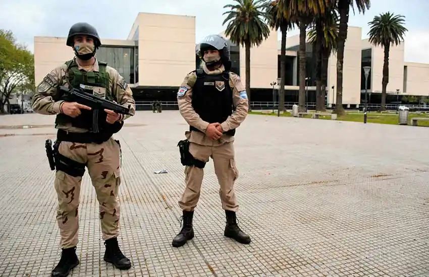 Llegaron 160 agentes de la fuerza federal a Rosario y según Nación, ya son más de 2.500 desplegados por la ciudad