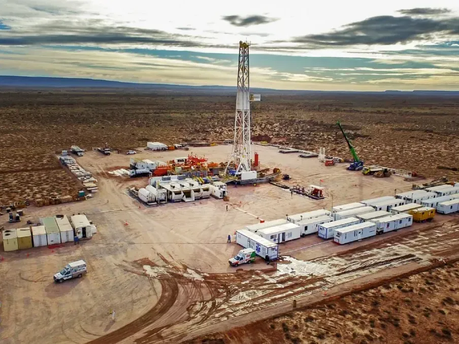 Aumenta la producción de gas natural en Vaca Muerta y su uso en transporte vehicular