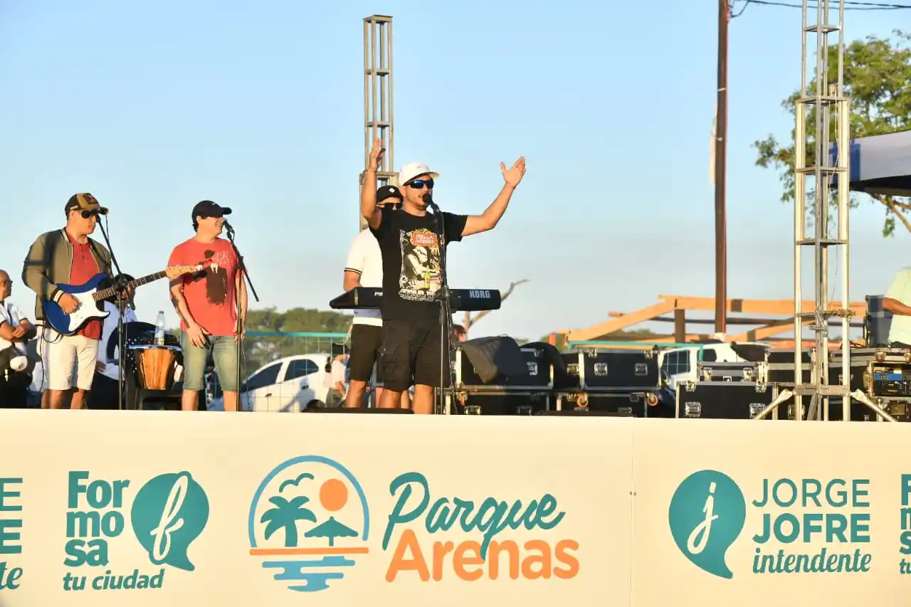 Se viene la peña folklórica en el Parque Arenas