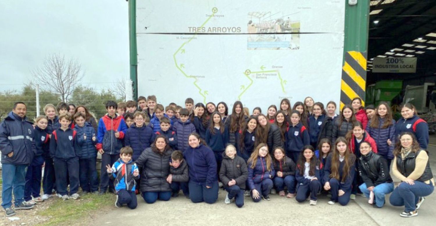 En Tres Arroyos. Visita de alumnos a la planta de reciclado