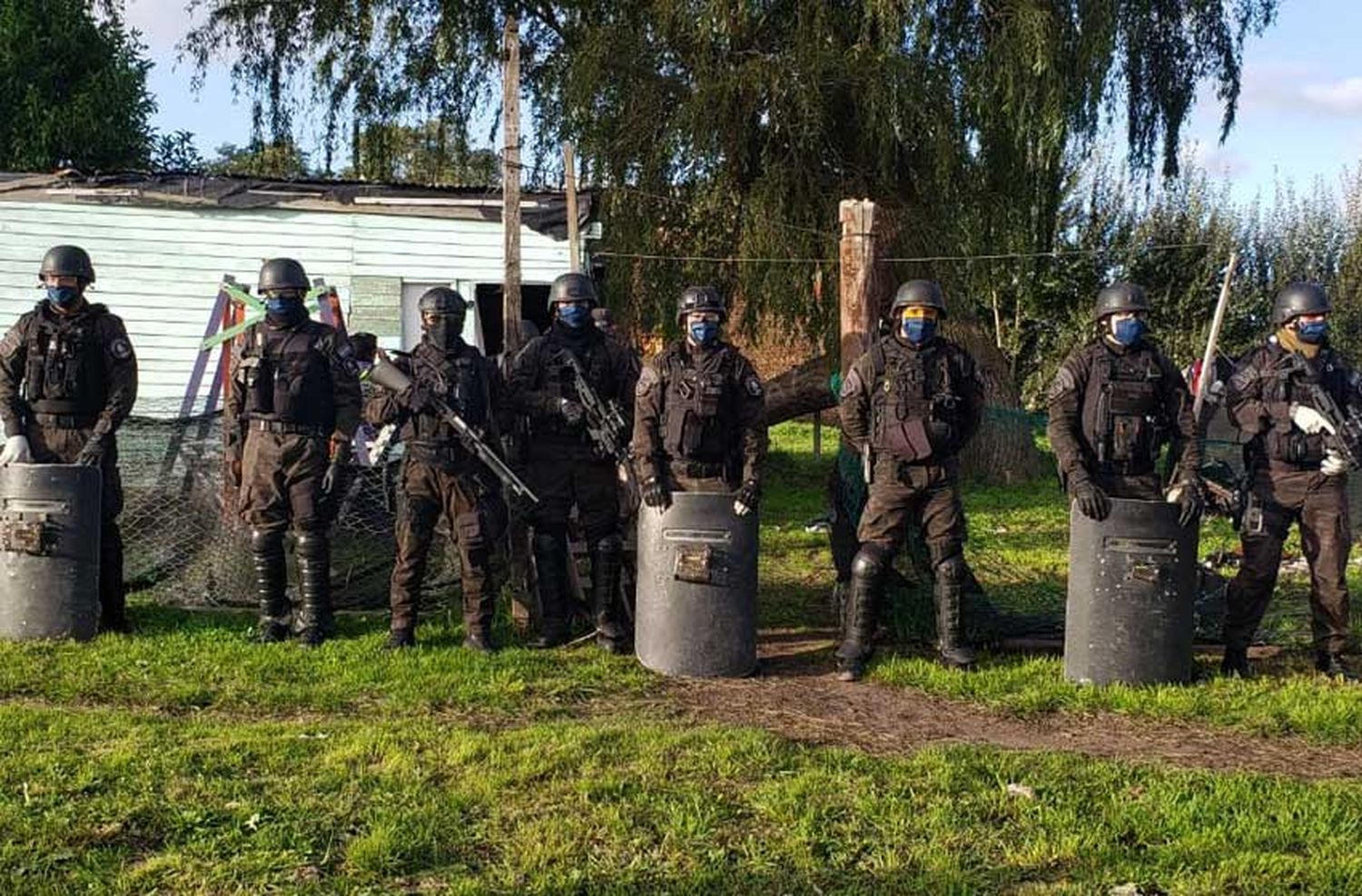 Detuvieron a 3 personas que protagonizaron un violento robo a un remisero