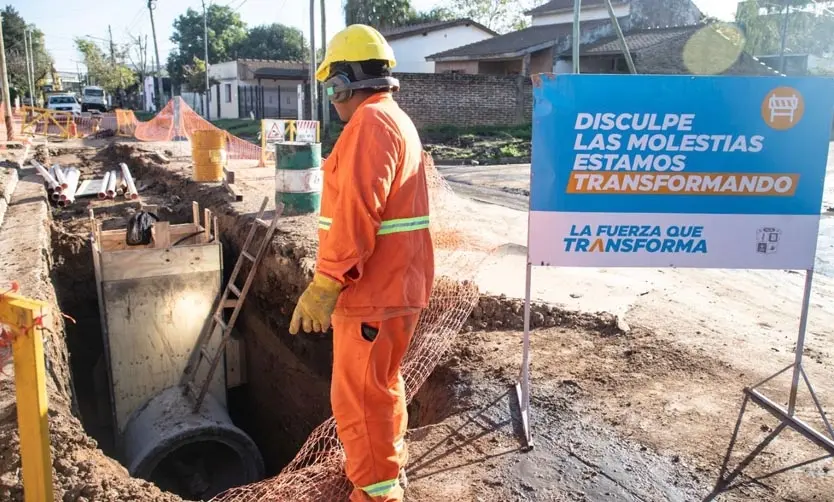 Comenzaron las obras de desagües pluviales en el centro de Pilar