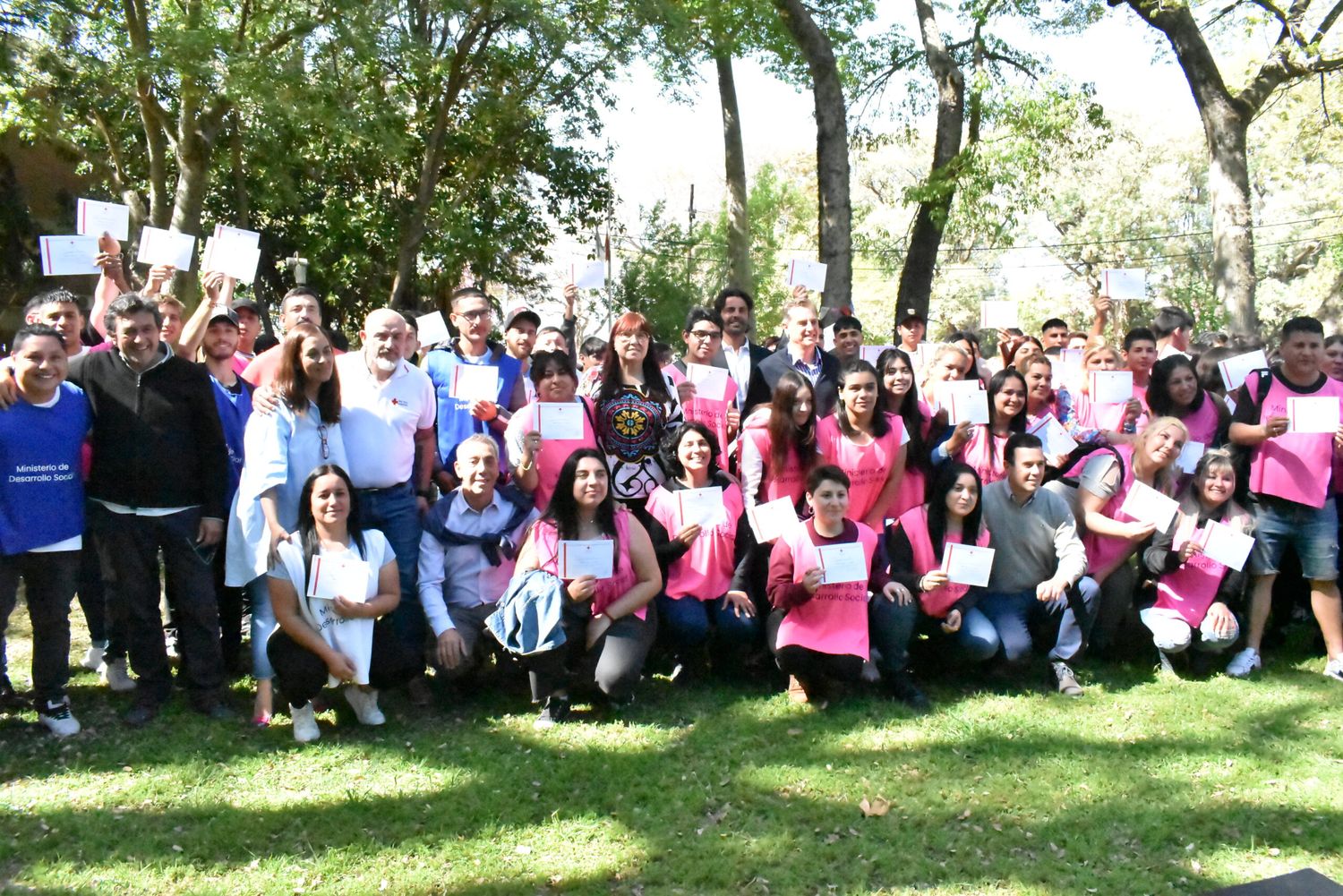 Santa Fe entregó certificados de primeros auxilios y RCP básico a 120 jóvenes de la ciudad