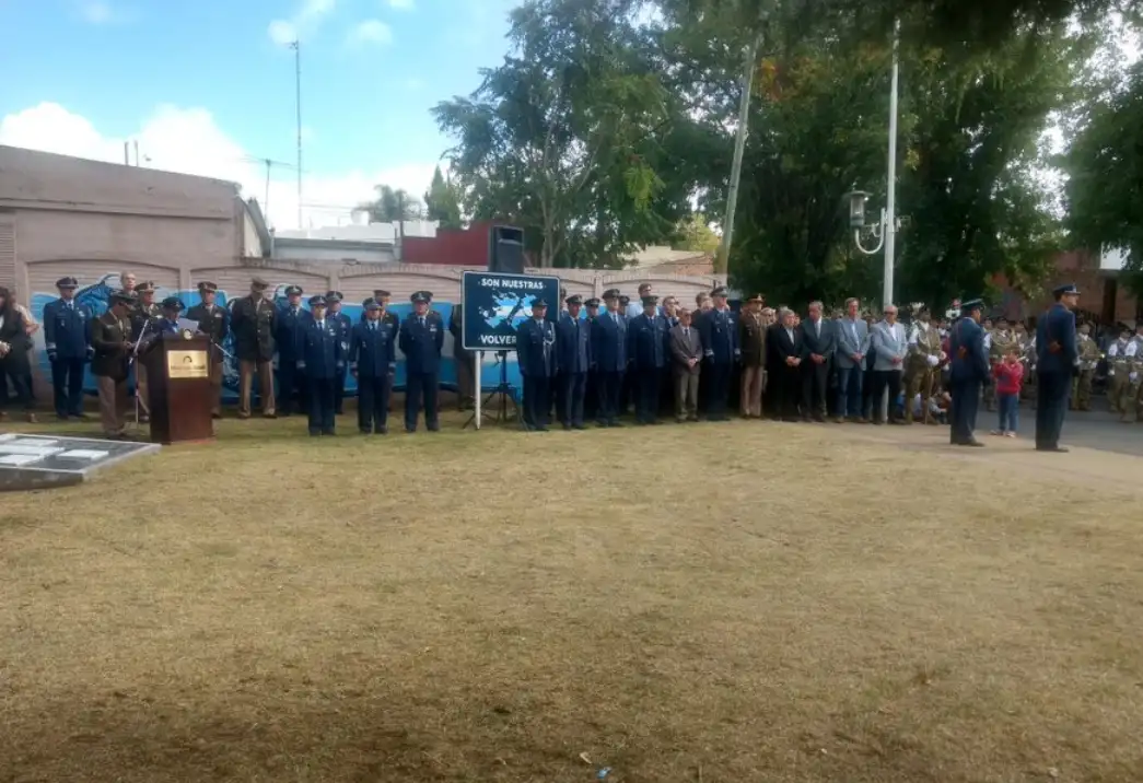 Se llevó a cabo acto en recuerdo de Malvinas