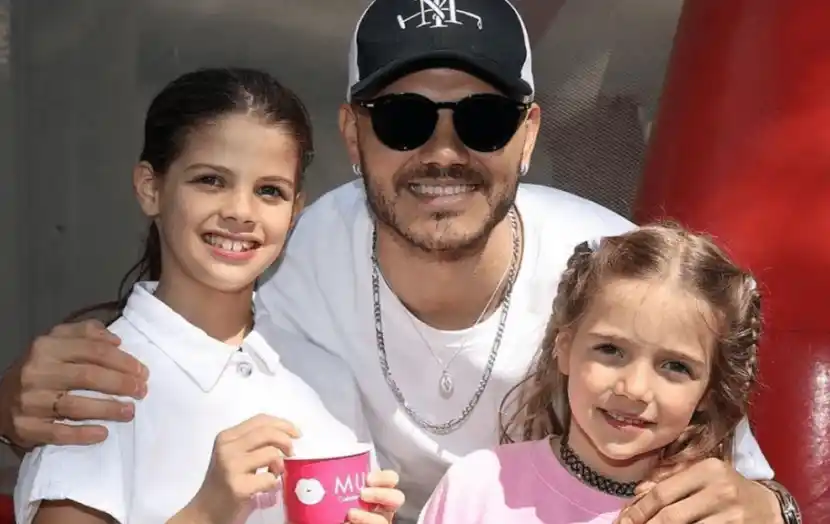 Icardi y sus hijas
