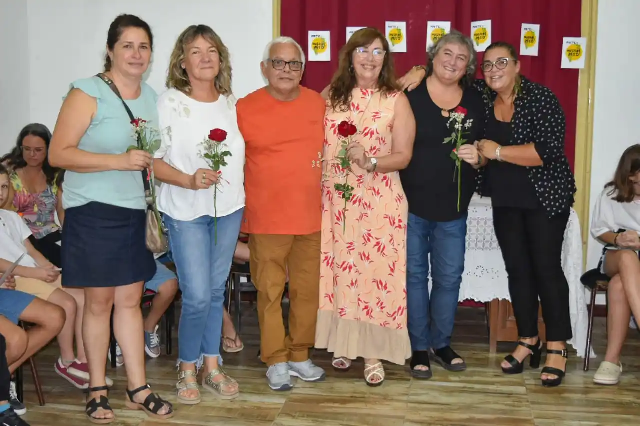 Se realizó la primera exposición de “Arte Huellas Med”