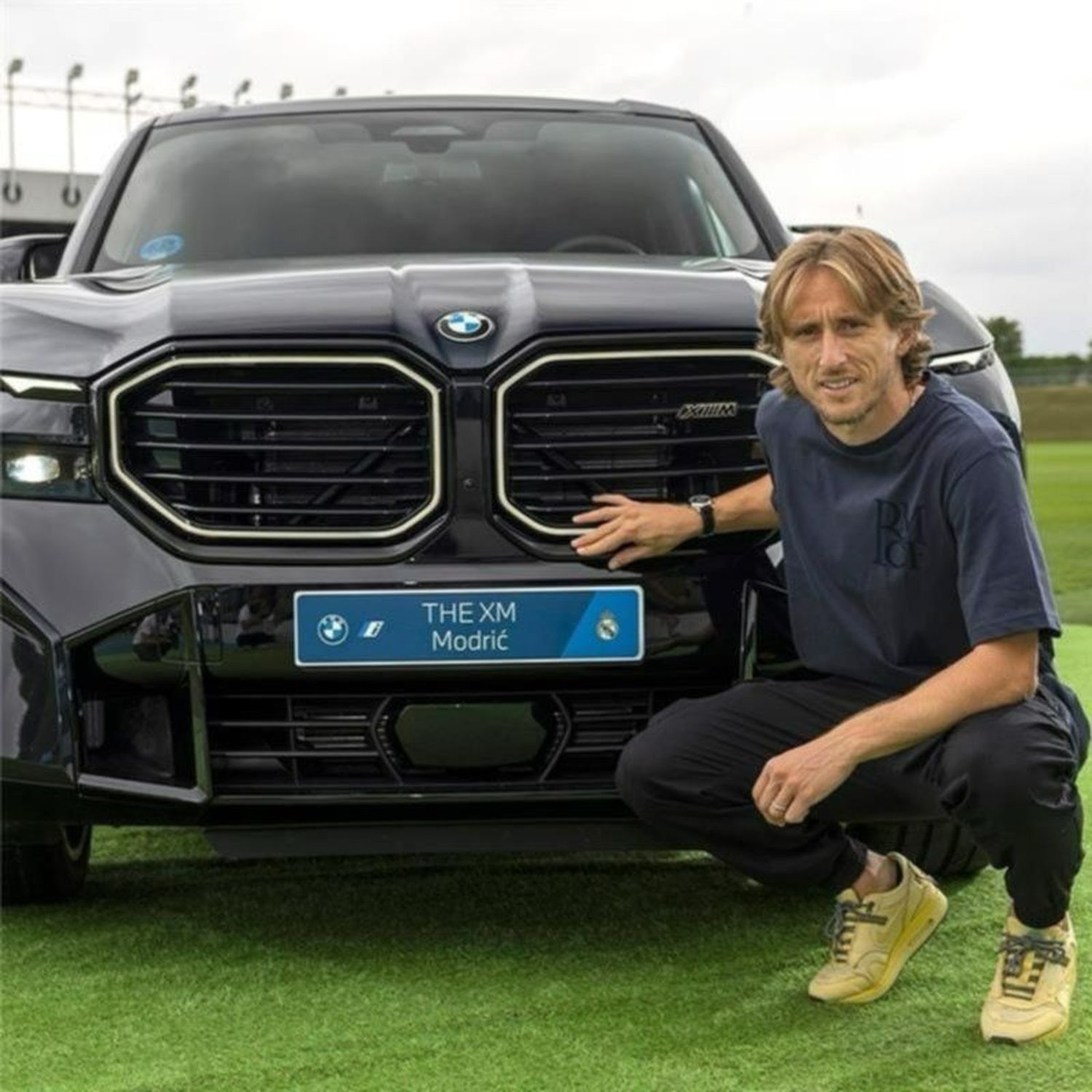 ¡Descubre los lujosos autos BMW de los jugadores del Real Madrid!