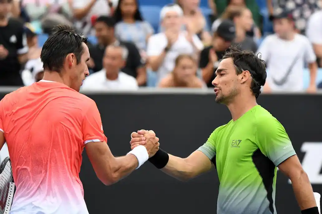 Leonardo Mayer no pudo con el italiano Fognini