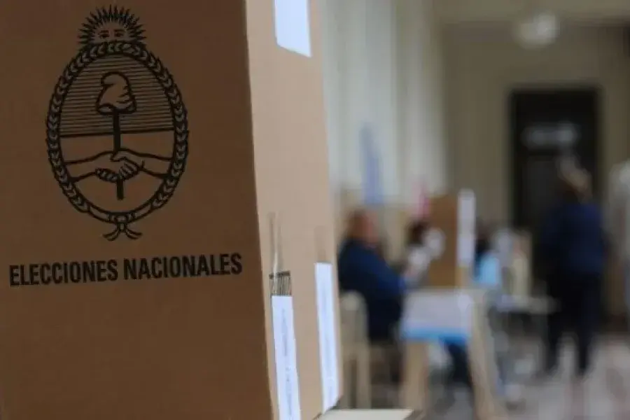 En Santa Fe prevén un escrutinio más ágil que en las Paso pero con resultados que se publicarán cerca de las 21