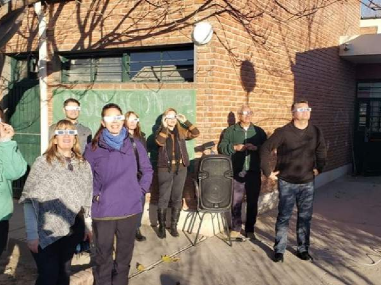 Una escuela sanjuanina convirtió el eclipse en sonido para que disfruten alumnos ciegos