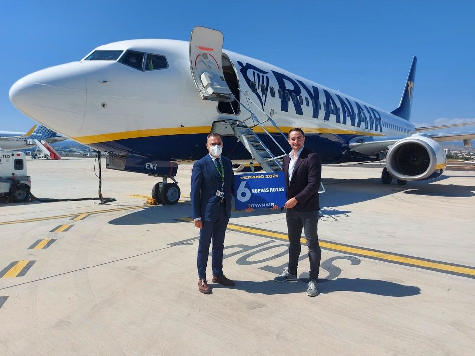 Los tripulantes de Ryanair van a la huelga