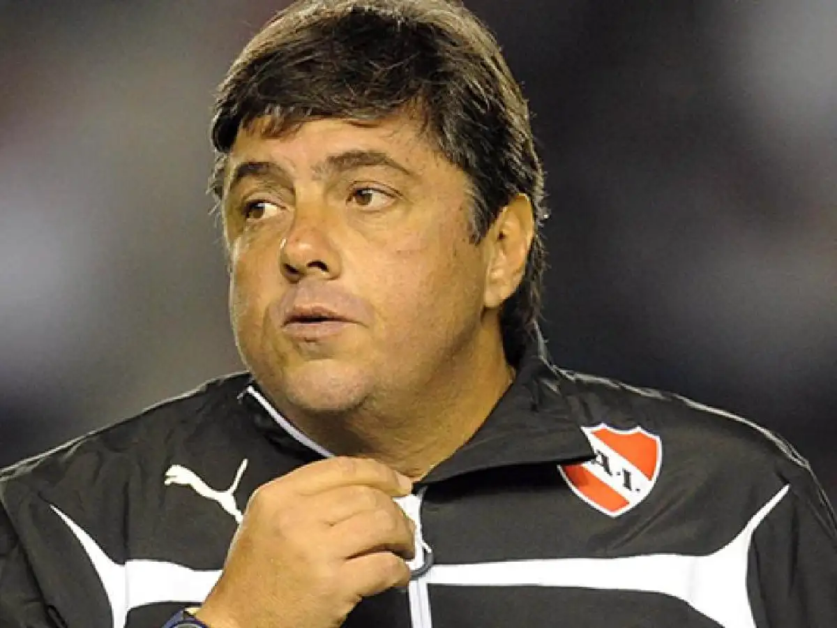 Moyano le ofreció el puesto de DT a Berón