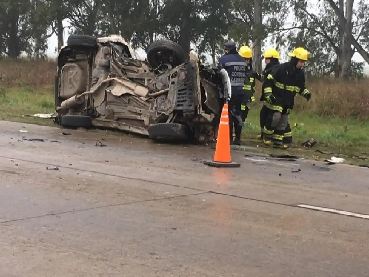 Triple choque en la ruta 1